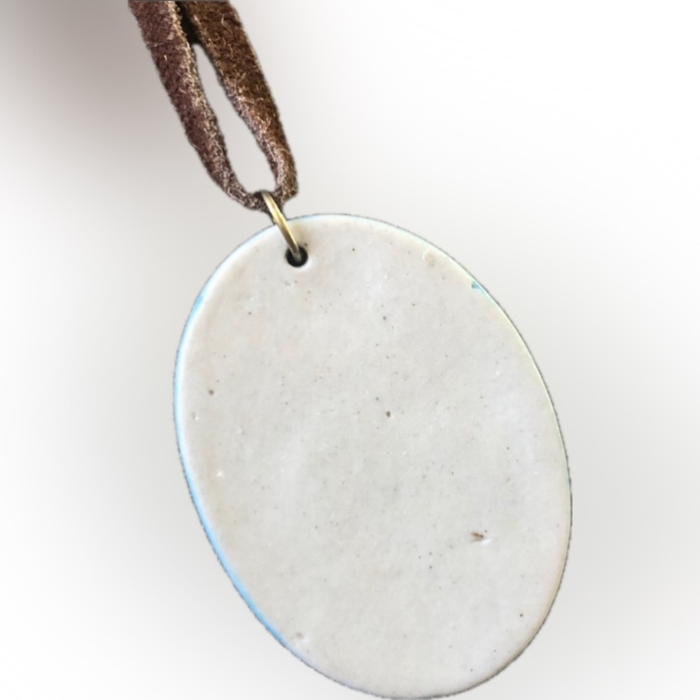 Vintage Hand-Painted Ceramic Floral Pendant Necklace - Picture 3 of 3